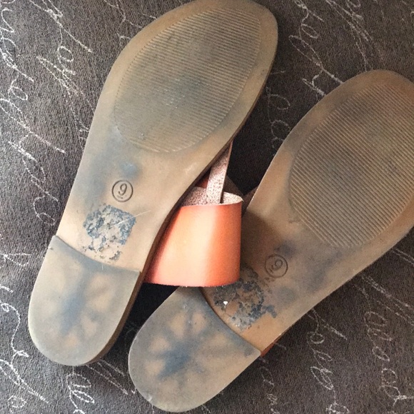 Mossimo Sandals - Picture 3 of 3